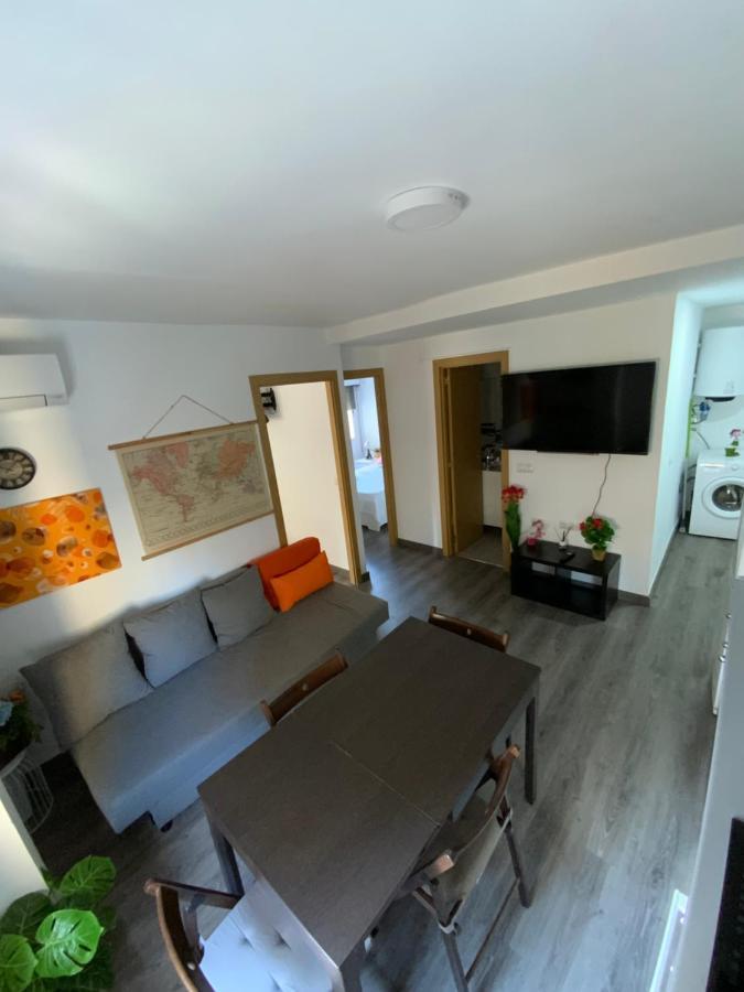 4 Capulino Apartamentos Malaga Bagian luar foto
