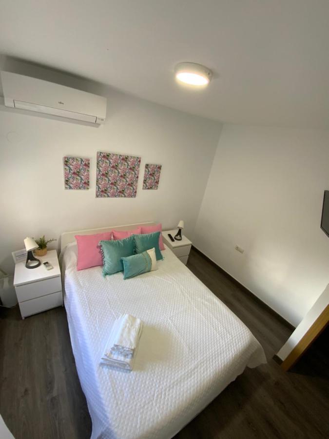 4 Capulino Apartamentos Malaga Bagian luar foto